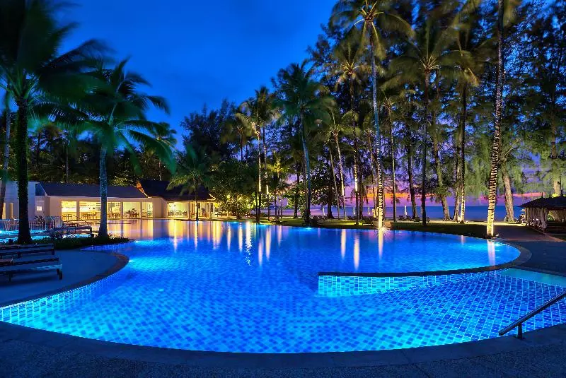 Hotel Outrigger Khao Lak Beach Resort   Sha Extra Plus