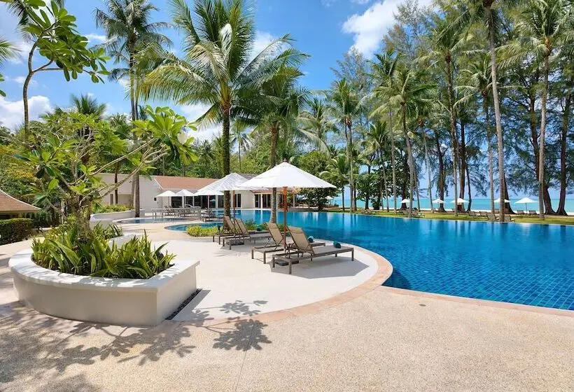 هتل Outrigger Khao Lak Beach Resort