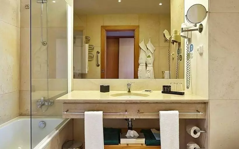 هتل Portobay Serra Golf