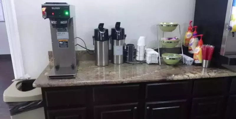 Отель Quality Inn