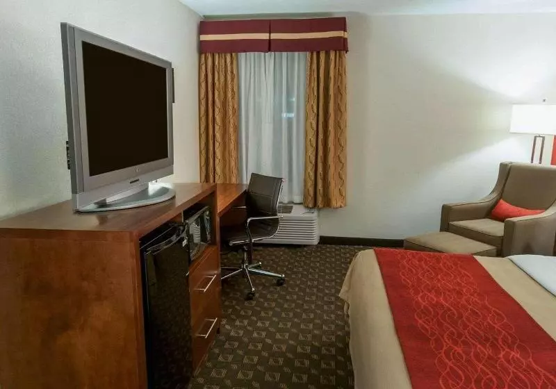 Отель Quality Inn