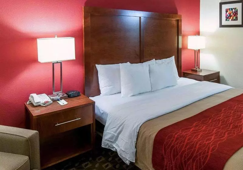 Отель Quality Inn