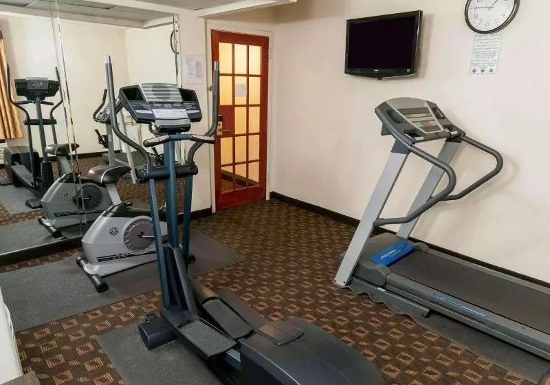 Отель Quality Inn