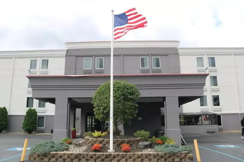 Отель Quality Inn