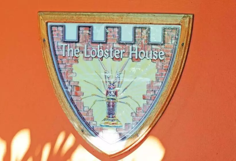 Отель Sunrise Club