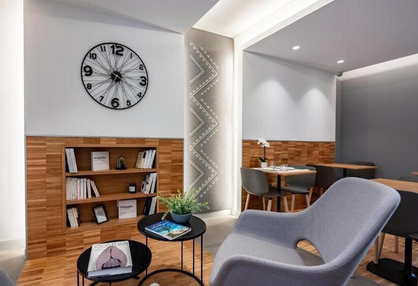 تختخواب و صبحانه Domu' Montegrappa 54