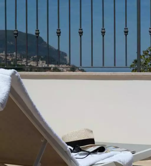 تختخواب و صبحانه Relais One
