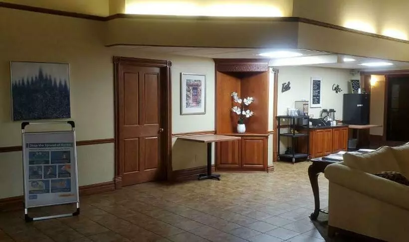 ホテル Americas Best Value Inn Chippewa Falls