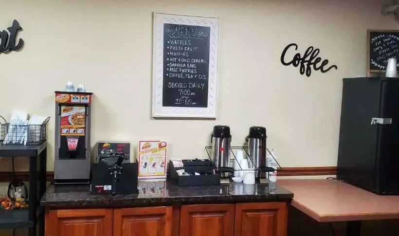 ホテル Americas Best Value Inn Chippewa Falls