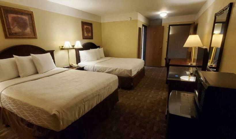 ホテル Americas Best Value Inn Chippewa Falls