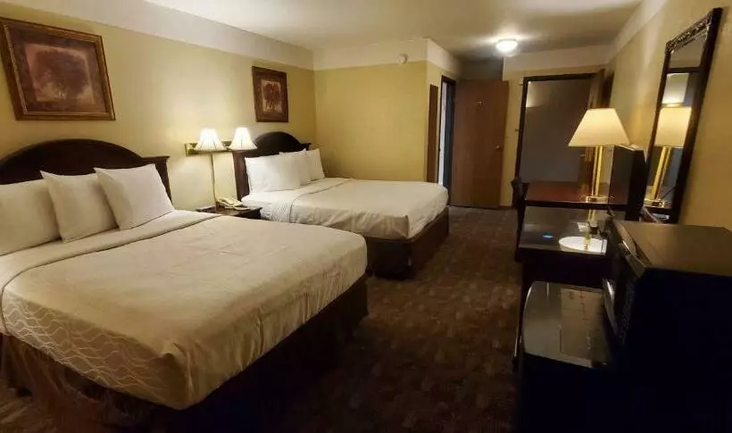 ホテル Americas Best Value Inn Chippewa Falls