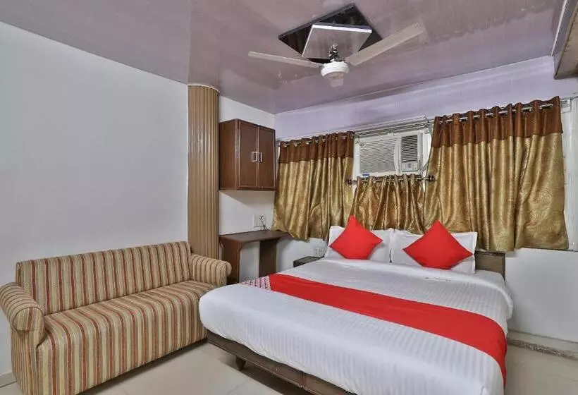 هتل Maninagar Residency