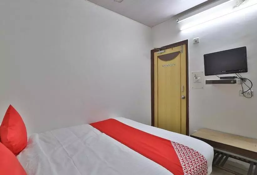 هتل Maninagar Residency