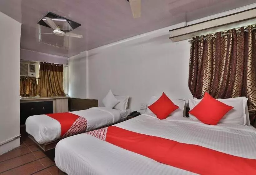 هتل Maninagar Residency