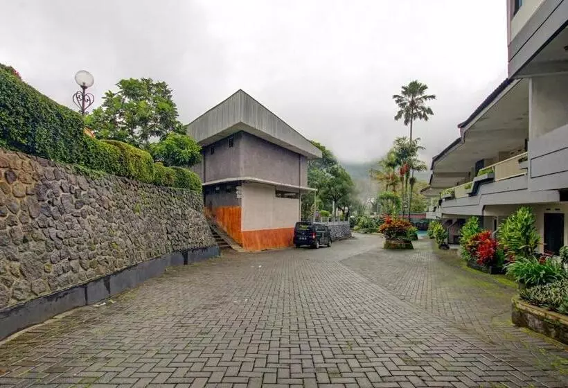 Hotelli Capital O 90071 Paralayang View