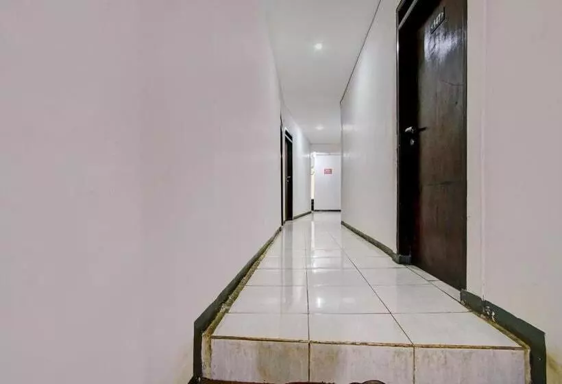 Hotelli Capital O 90071 Paralayang View