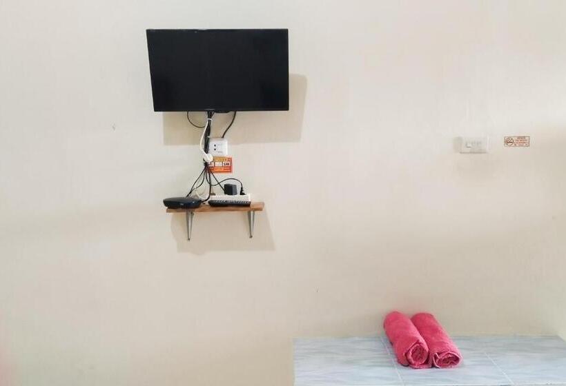 هتل Reddoorz Syariah At Shakira Alesha Enggal