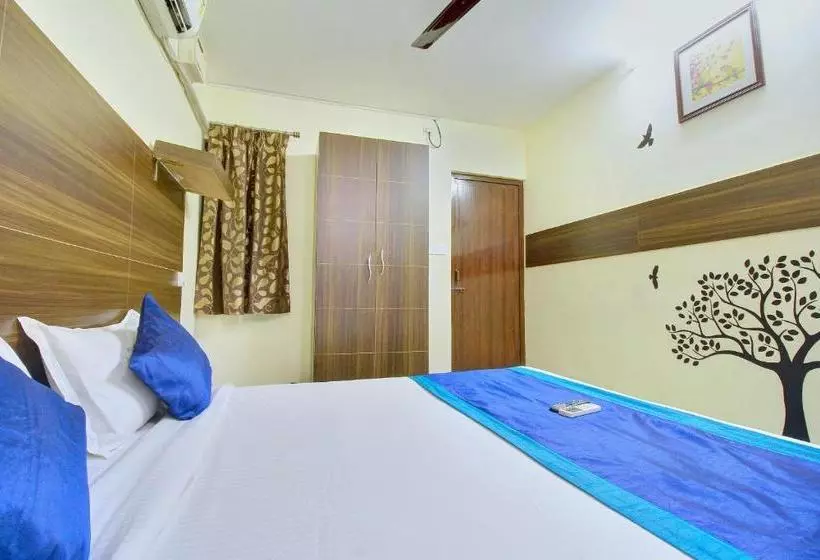هتل Oyo 4494 Amrita Inn