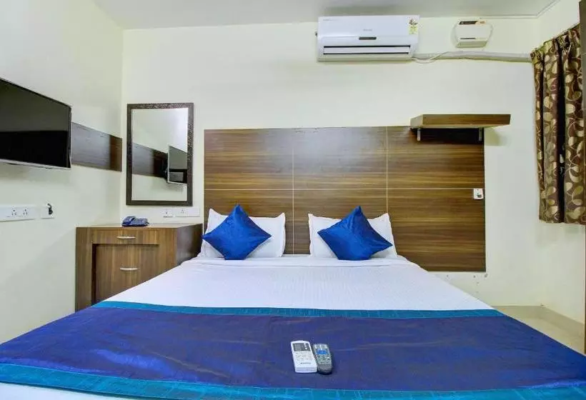 هتل Oyo 4494 Amrita Inn
