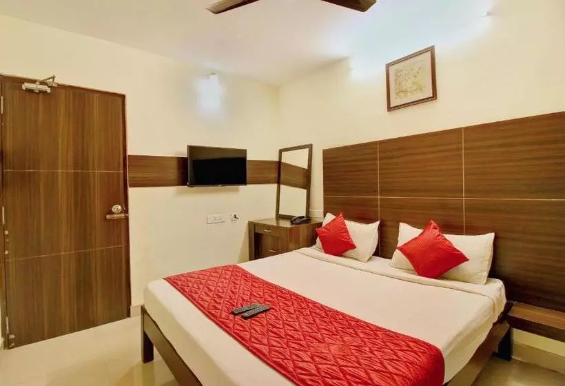 هتل Oyo 4494 Amrita Inn