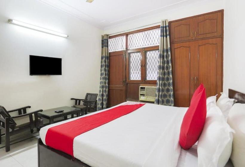 호텔 Oyo 76225 Occazia