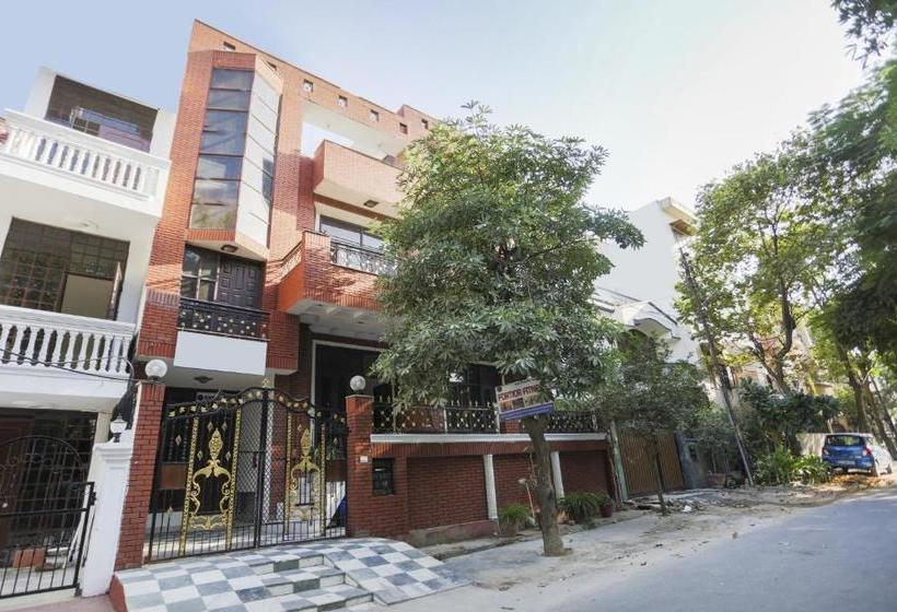 호텔 Oyo 76225 Occazia