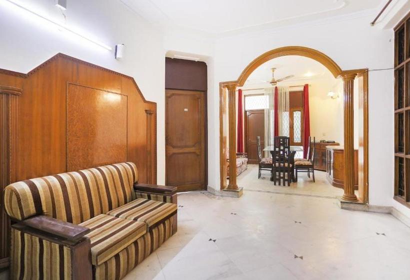 호텔 Oyo 76225 Occazia