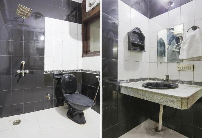 호텔 Oyo 76225 Occazia