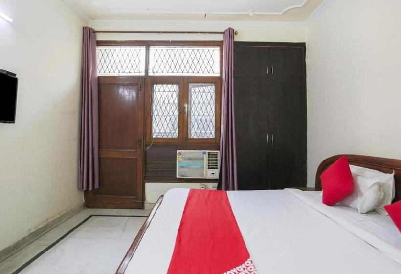 호텔 Oyo 76225 Occazia