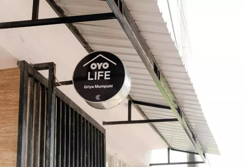 ホテル Oyo Life 2734 Griya Mumpuni