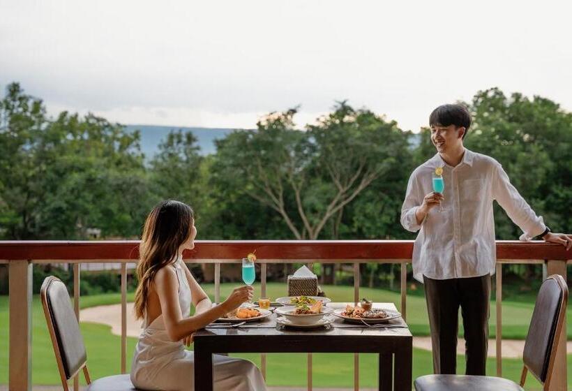 Mountain Creek Golf Resort & Residences