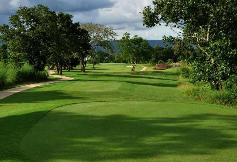 Mountain Creek Golf Resort & Residences