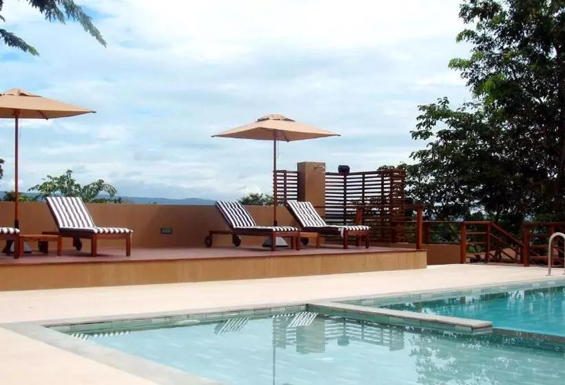 Mountain Creek Golf Resort & Residences