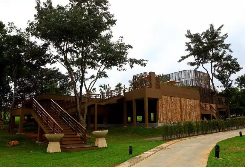 Mountain Creek Golf Resort & Residences