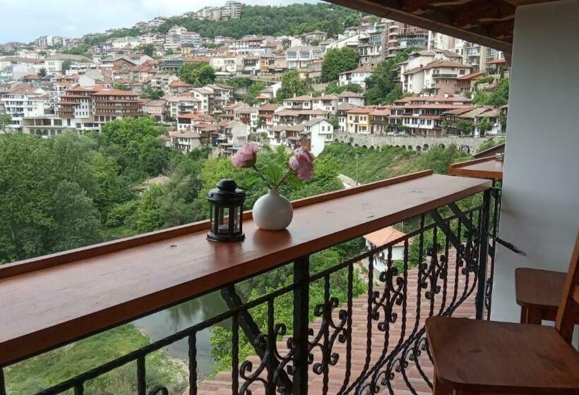 پانسیون Tarnovo Studios Old Town