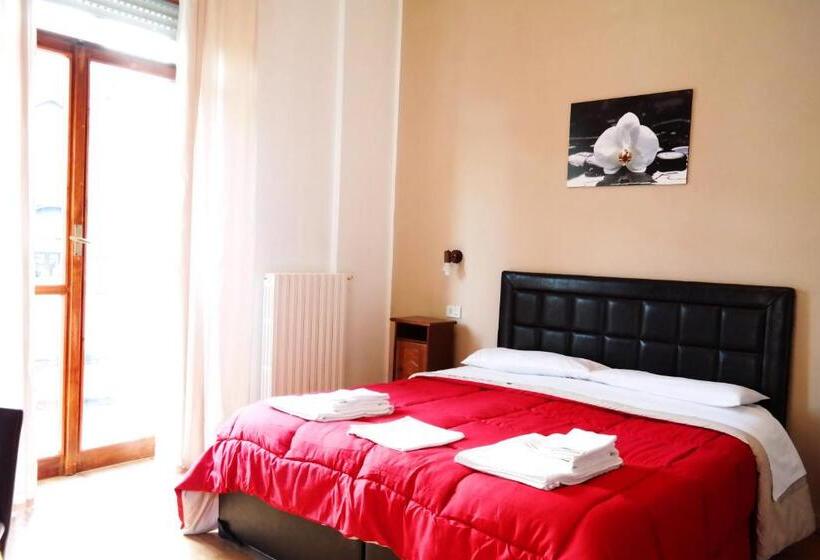 تختخواب و صبحانه Central Plaza