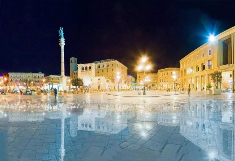 تختخواب و صبحانه Central Plaza