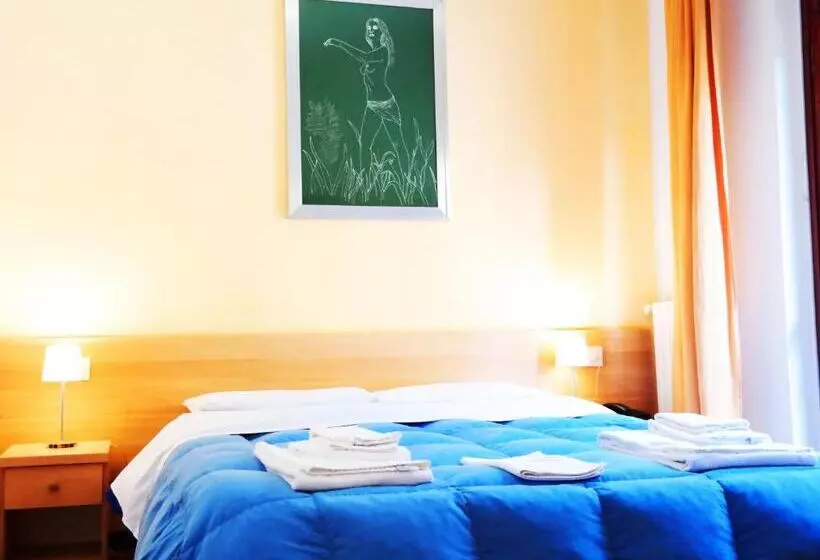 تختخواب و صبحانه Central Plaza