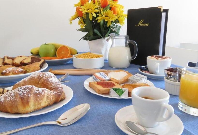 تختخواب و صبحانه Central Plaza