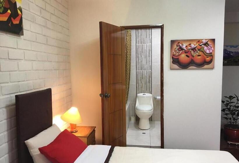 Bed and Breakfast Miraflores Centre