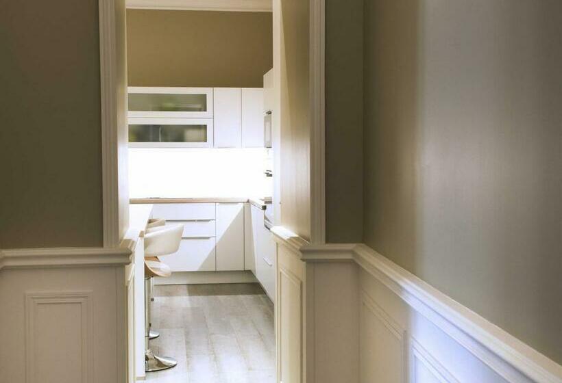 مبيت وإفطار Sasha S Place   Appartement De Luxe   Hypercentre