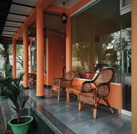 ベッドアンドブレックファースト The Lake Paradise Boutique Resort