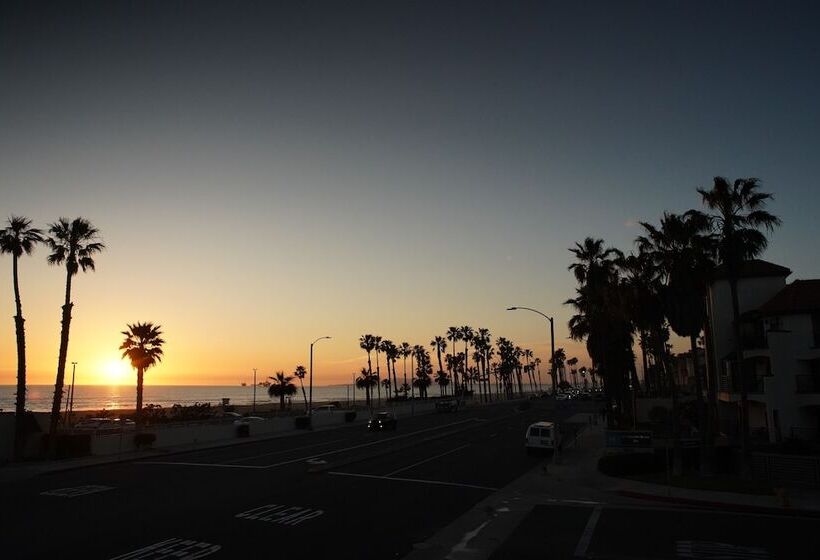 酒店 Huntington Surf Inn