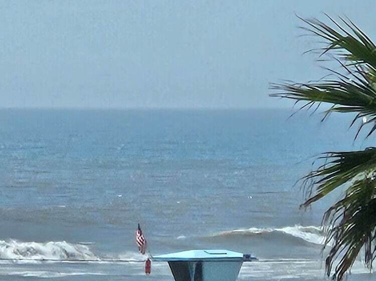 酒店 Huntington Surf Inn