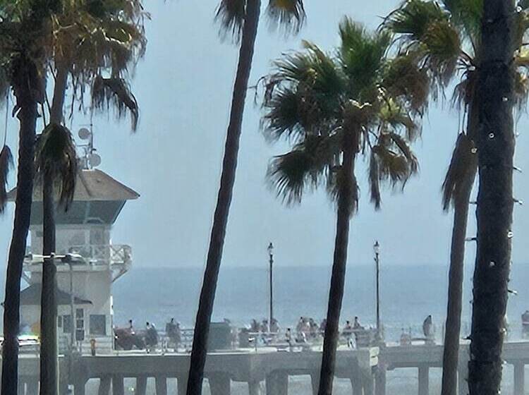 酒店 Huntington Surf Inn