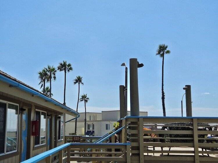 酒店 Huntington Surf Inn