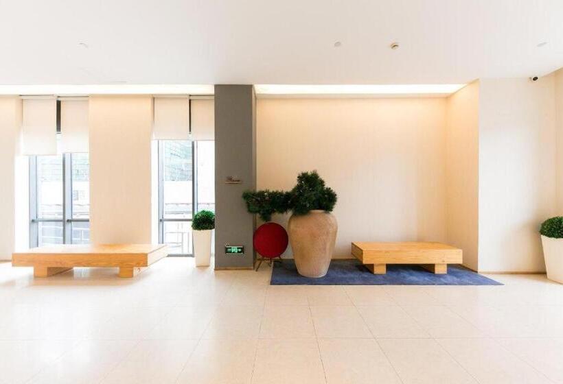 Ji Hotel Shanghai Xujiahui Yishan Road