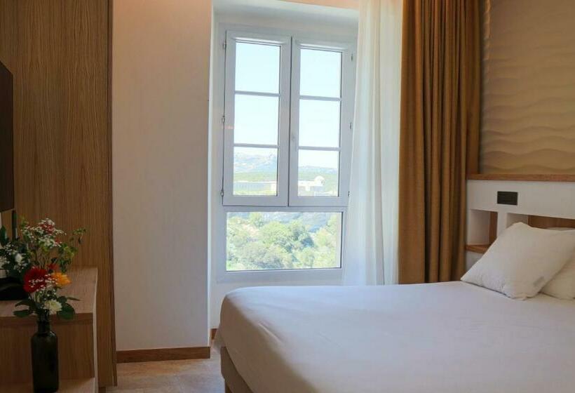 호텔 Le Royal Hôtel Restaurant