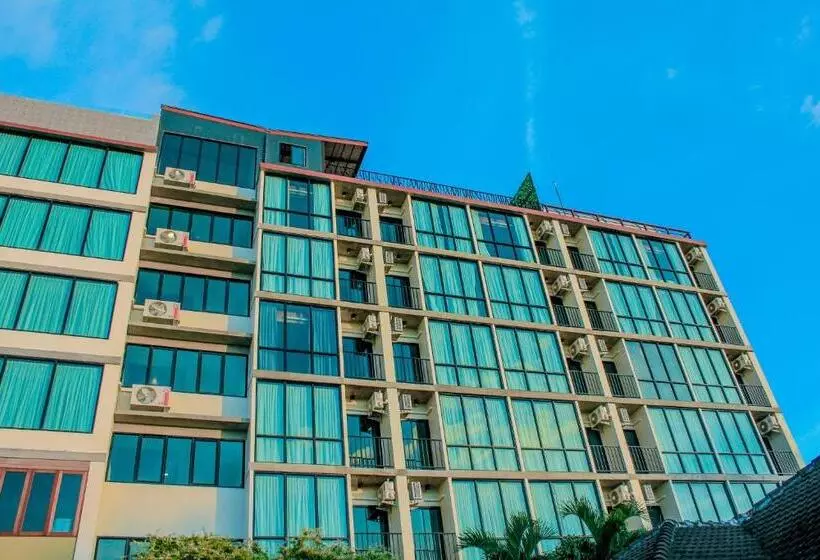 The Sixteenth Naiyang Beach Hotel Sha Plus