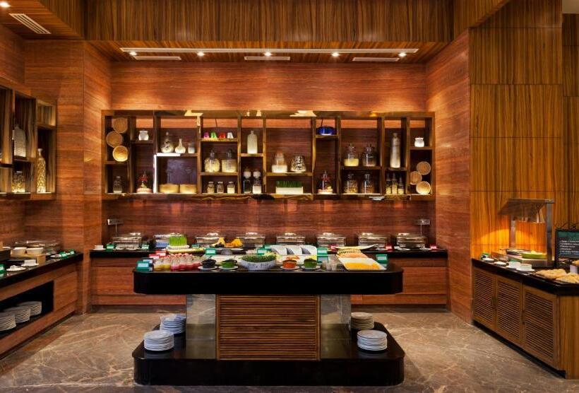 Lemon Tree Hotel, Sector 68, Sohna Road, Gurugram